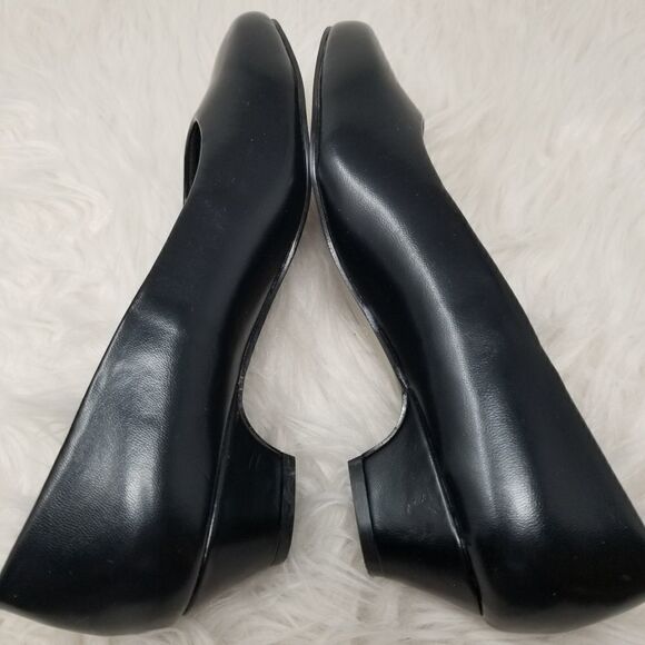 SOFT STYLE BLACK SIZE 9.5 W. - Picture 7 of 12